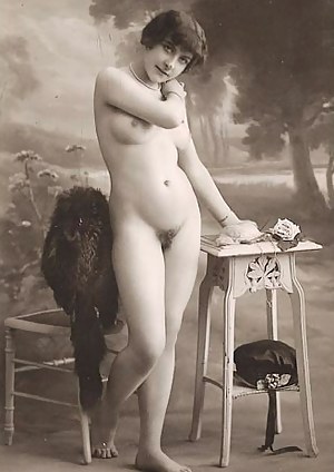 Naked Girls Vintage - Girls Vintage Porn Pics at Young Naked Girls